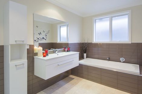 Photo of property in 12 Kereru Place, Pyes Pa, Tauranga, 3112