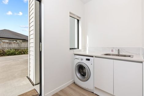 Photo of property in 10b Nellie Drive, Kumeu, 0810