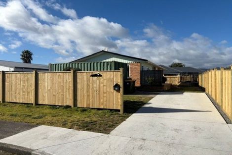 Photo of property in 44 Michael Road, Paraparaumu Beach, Paraparaumu, 5032
