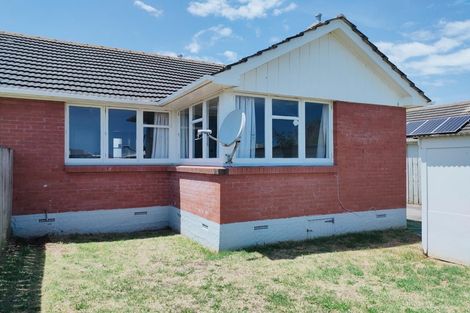 Photo of property in 14 Rogers Street, Castlecliff, Whanganui, 4501