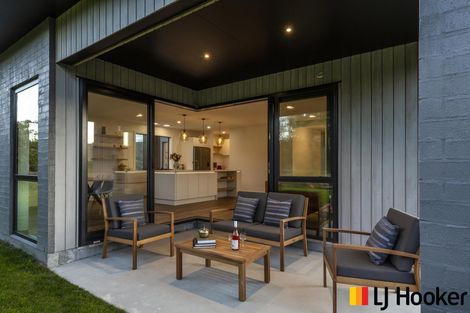 Photo of property in 32 Okaia Drive, Kinloch, Taupo, 3377