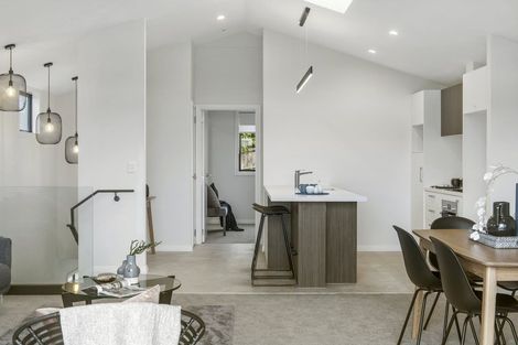 Photo of property in 1 Blenheim Place, Judea, 3110