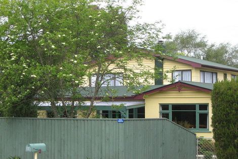 Photo of property in 33 Queens Avenue, Waikuku Beach, 7402