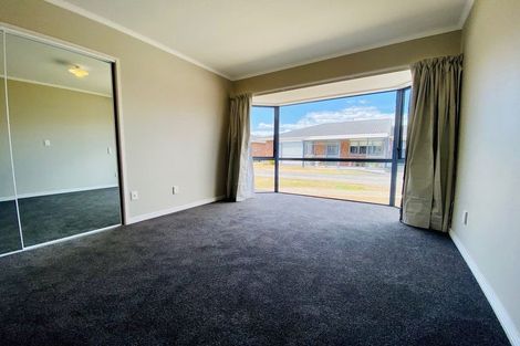 Photo of property in 2/49 Sackville Street, Fitzroy, New Plymouth, 4312