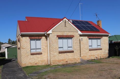 Photo of property in 62 Hakanoa Street, Huntly, 3700