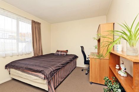 Photo of property in 2/8 Kauri Street, Taradale, Napier, 4112