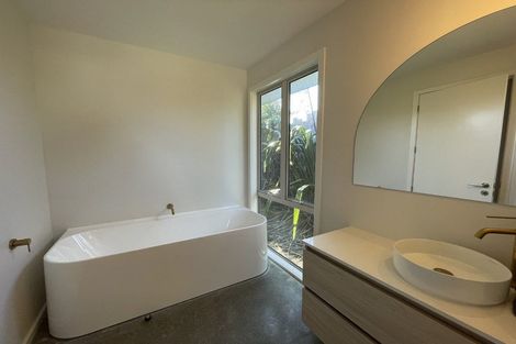 Photo of property in 39 Pohutukawa Drive, Eskdale, Napier, 4182