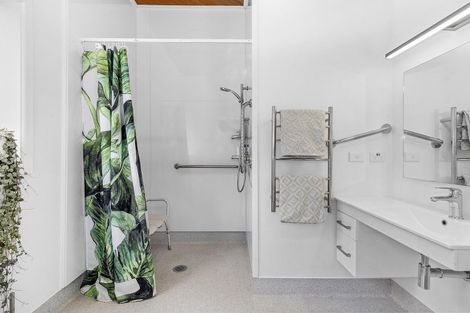 Photo of property in 15 Seine Street, Island Bay, Wellington, 6023