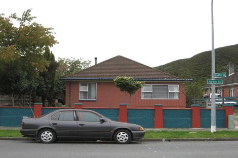 Photo of property in 120 Hewer Crescent, Naenae, Lower Hutt, 5011