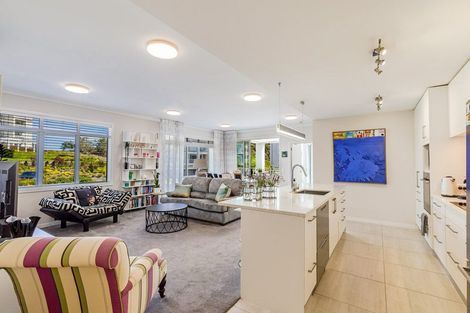 Photo of property in 96 Panorama Heights, Orewa, 0931