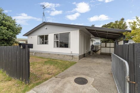 Photo of property in 36 Makarini Street, Paraparaumu, 5032