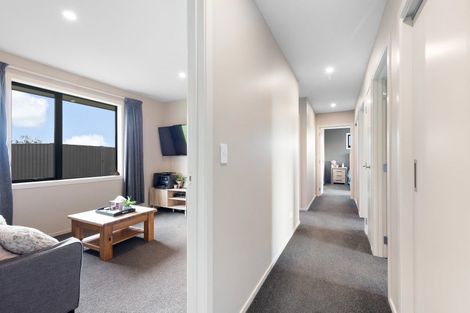 Photo of property in 11 Tui Place, Edendale, Wyndham, 9893