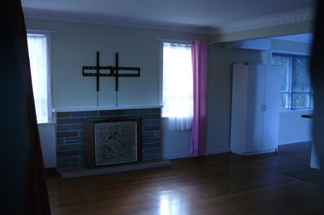 Photo of property in 1/128 Triangle Road, Massey, Auckland, 0614