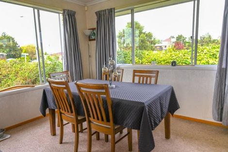 Photo of property in 11 Centennial Avenue, Balclutha, 9230