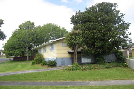 Photo of property in 1 Glennis Place, Clendon Park, Auckland, 2103