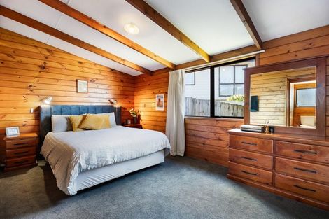 Photo of property in 26 Hale Crescent, Bayview, Auckland, 0629