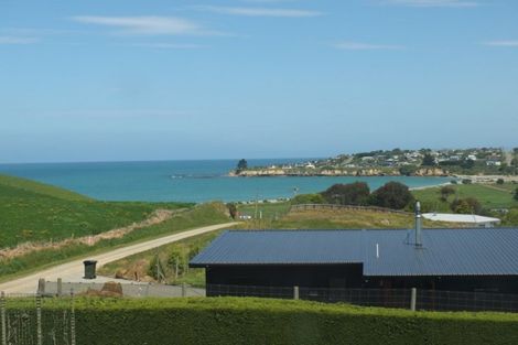 Photo of property in 30 High Street, Kakanui, Oamaru, 9495