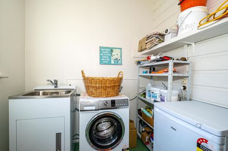 Photo of property in 2 Point Bush Road, Waimate, 7924