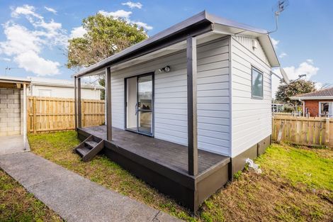 Photo of property in 80 Cottingham Crescent, Mangere East, Auckland, 2024