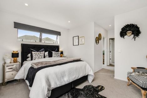 Photo of property in 17 Gelderland Way, Karaka, Papakura, 2113