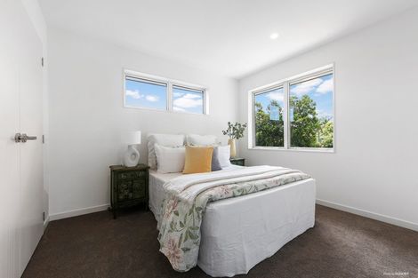 Photo of property in 25 Reserva Crescent, Kumeu, 0810