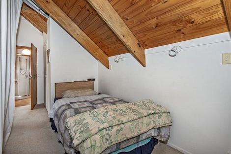 Photo of property in 20 Memorial Drive, Parahaki, Whangarei, 0112