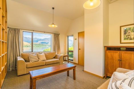 Photo of property in 9 Arrowtown-lake Hayes Road, Lake Hayes, Queenstown, 9371
