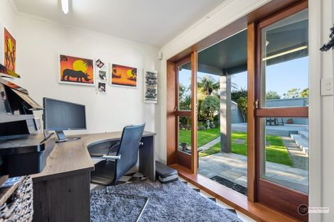 Photo of property in 37 Pohutukawa Street, Woburn, Lower Hutt, 5010