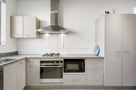 Photo of property in 24/22 Northcross Drive, Oteha, Auckland, 0632