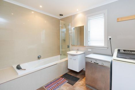 Photo of property in 201 Fitzherbert Avenue, West End, Palmerston North, 4410