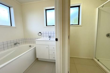 Photo of property in 1/4 Rakino Avenue, Manly, Whangaparaoa, 0930