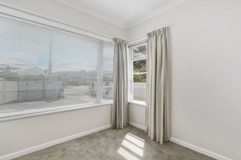 Photo of property in 312 Waiwhetu Road, Fairfield, Lower Hutt, 5011