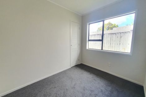 Photo of property in 3/6 Harding Avenue, Te Atatu South, Auckland, 0610