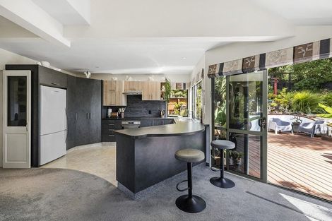 Photo of property in 15 Eclipse Lane, Whitby, Porirua, 5024