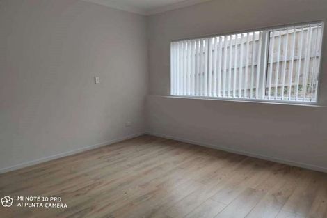 Photo of property in 151 Tiriwa Drive, Massey, Auckland, 0614