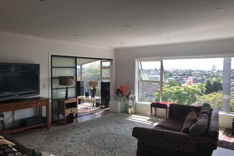 Photo of property in 1/42a Penzance Road, Mairangi Bay, Auckland, 0630