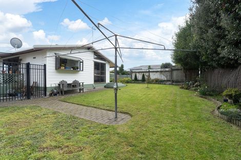 Photo of property in 27 Charles Street, Levin, 5510