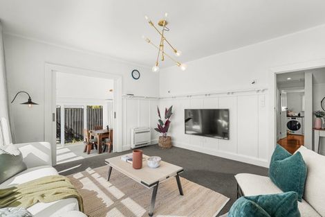 Photo of property in 16 Taylors Avenue, Bryndwr, Christchurch, 8052