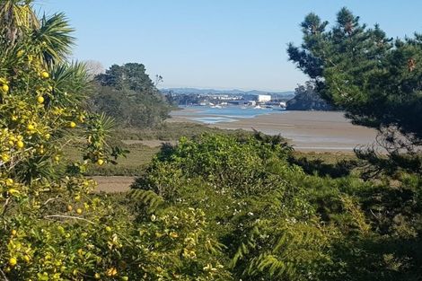 Photo of property in 59 Pemberton Avenue, Bayview, Auckland, 0629