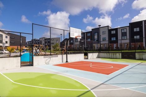 Photo of property in 8/25 Jabuka Street, Glen Eden, Auckland, 0602