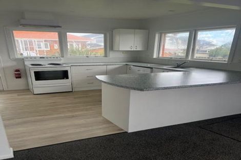 Photo of property in 2/41 Norman Road, Hauraki, Auckland, 0622