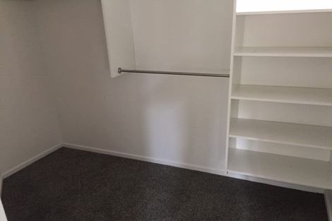 Photo of property in 2/14 Penning Road, Castor Bay, Auckland, 0620