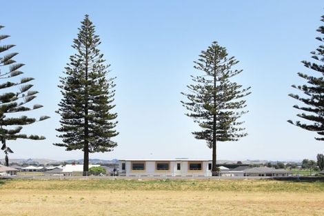 Photo of property in 124c Te Awa Avenue, Te Awa, Napier, 4110