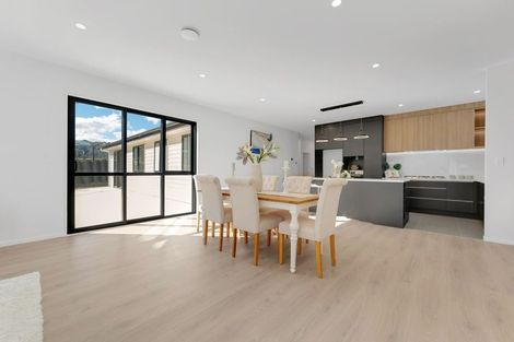 Photo of property in 2 Spudman Rise, Pukekohe, 2120