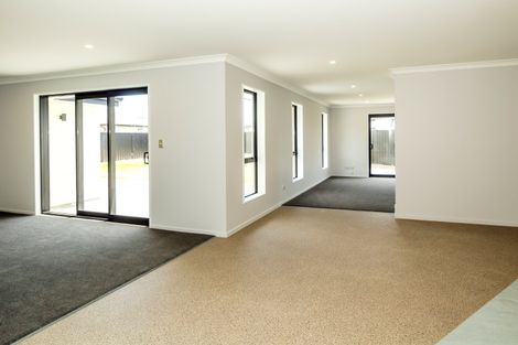 Photo of property in 25 Lazarette Loop, Gleniti, Timaru, 7910