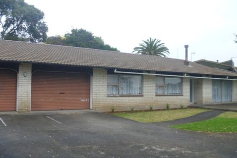 Photo of property in 27 Mack Place, Red Hill, Papakura, 2110