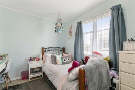 Photo of property in 16 Hay Street, Wainuiomata, Lower Hutt, 5014