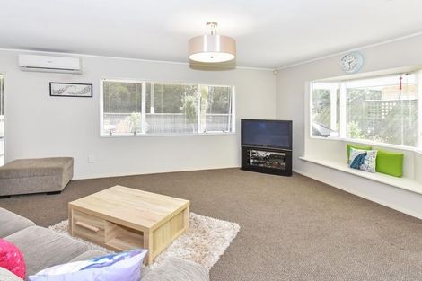 Photo of property in 1/348 Great South Road, Opaheke, Papakura, 2113