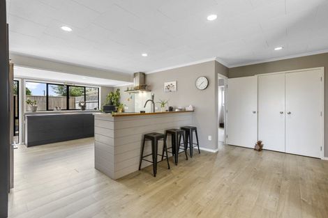 Photo of property in 68 Brois Street, Frankleigh Park, New Plymouth, 4310