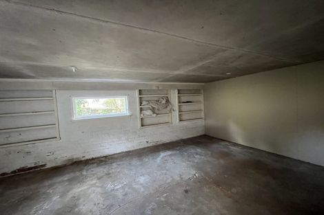 Photo of property in 57 Sylvan Crescent, Te Atatu South, Auckland, 0610